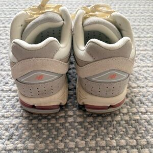 New balance 2002R women's size 7.5 sea salt sneakers